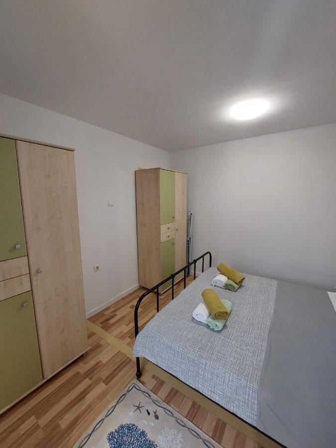 Apartman Katarina Apartamento Cres Exterior foto