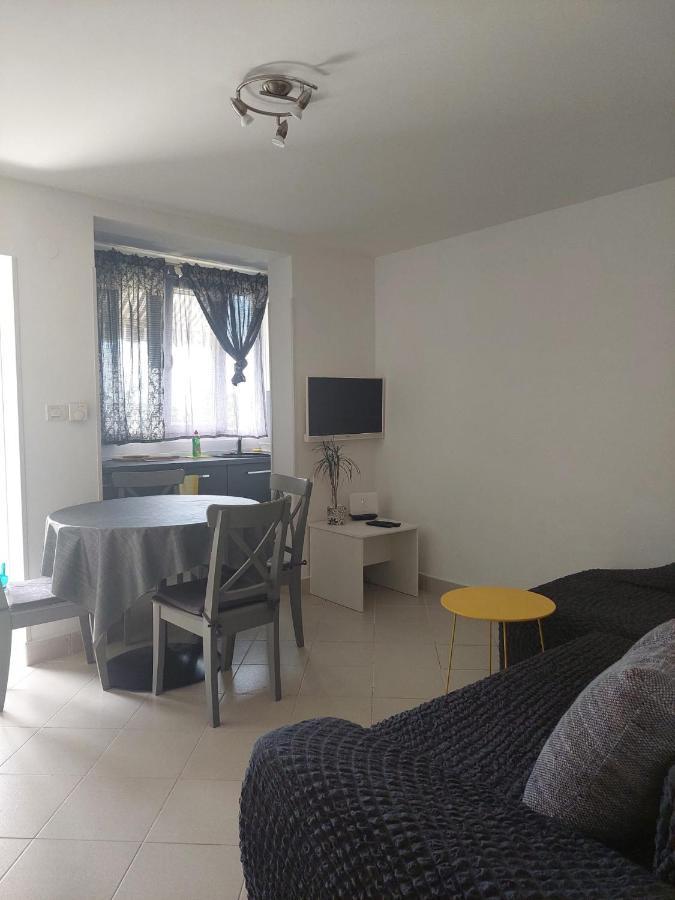 Apartman Katarina Cres Exterior foto